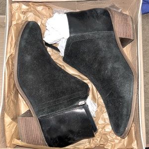 Aside zip ankle boots - black suede and leather